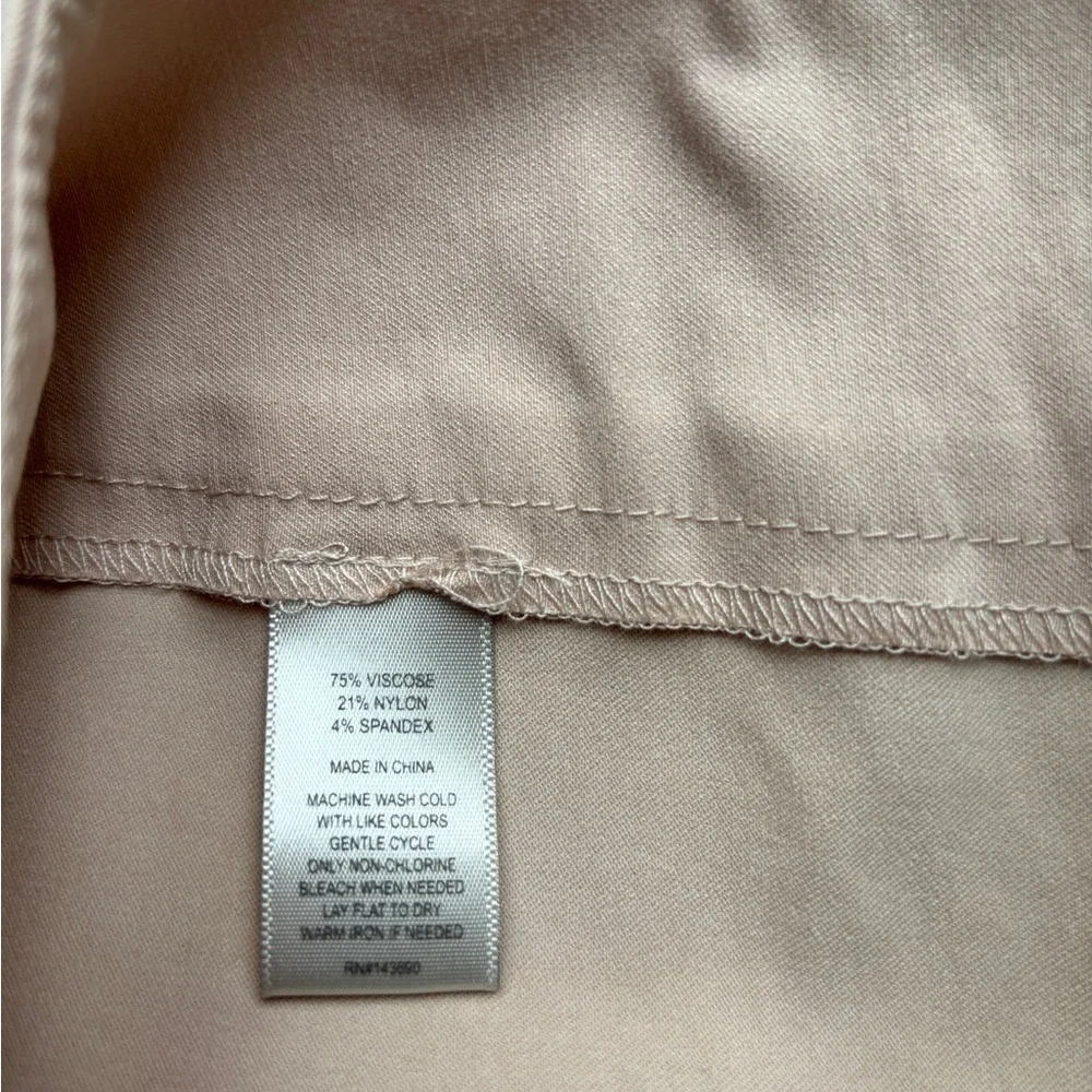 NEW Larry Levine Slim Ankle Length Pull On Slacks Women's Size Large - Picture 5 of 12